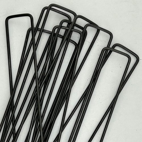 6" Jute netting staples