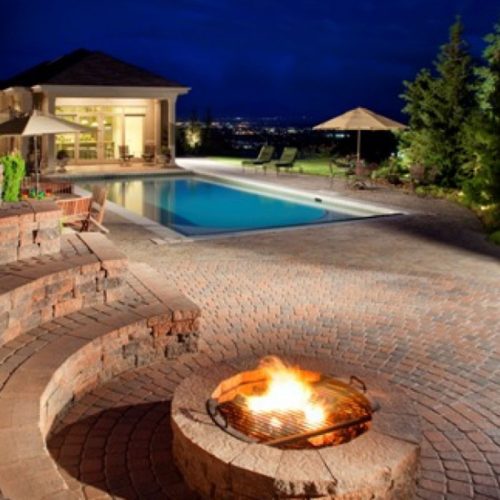 BELGARD PAVERS – CAMBRIDGE COBBLE & CELTIC WALL