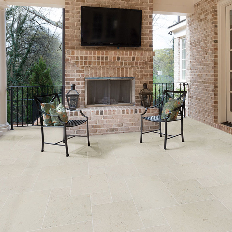 Mayra White - Image 4