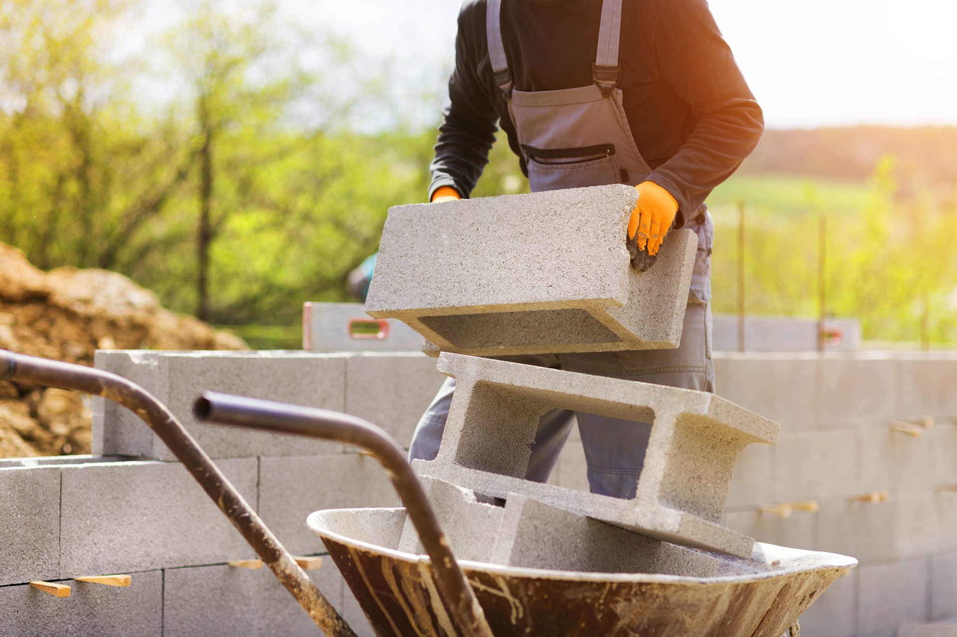 How to Order Bulk Concrete Blocks for Cold Month Work