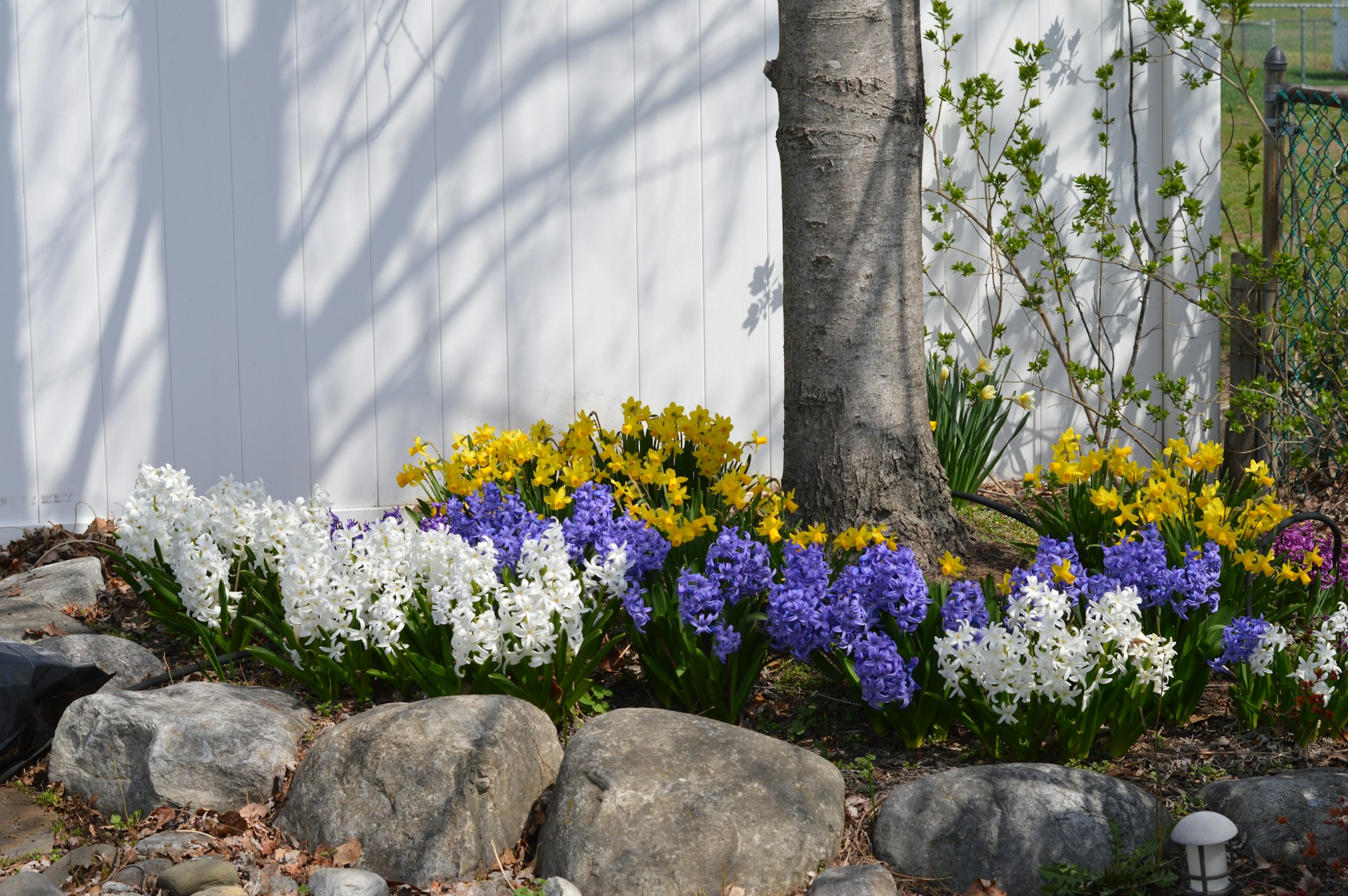 When Landscape Rock Delivery in Los Angeles Prevents Yard Flooding