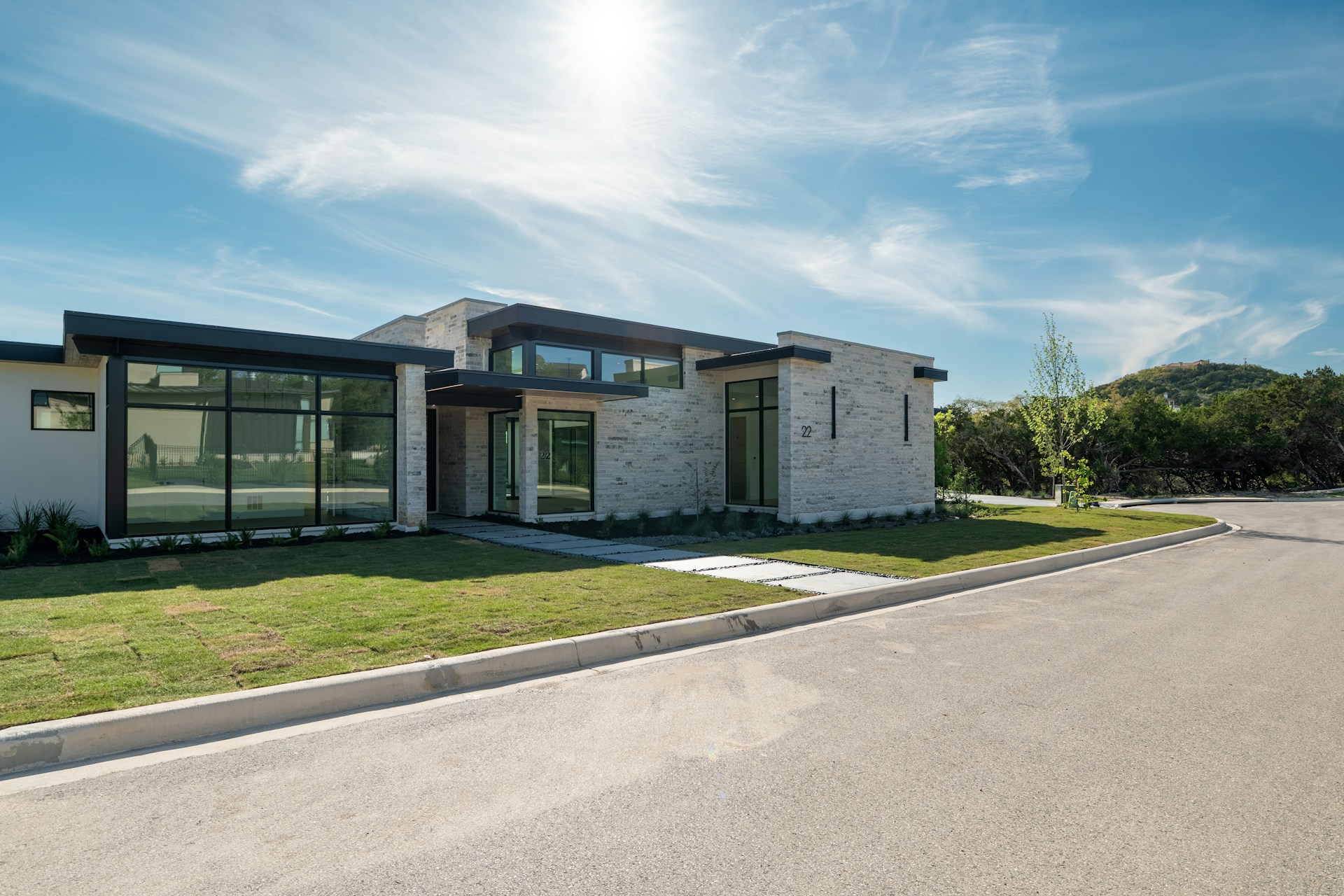 Mistakes DIYers Make When Choosing Landscaping Materials in LA