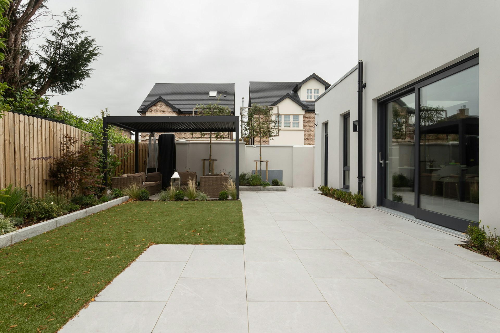 Questioning Gravel Garden Design for Windy Los Angeles Yards